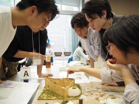 未来の建築家を育てる「中高生建築コンペ挑戦プロジェ 未来の建築家を育てる「中高生建築コンペ挑戦プロジェ
