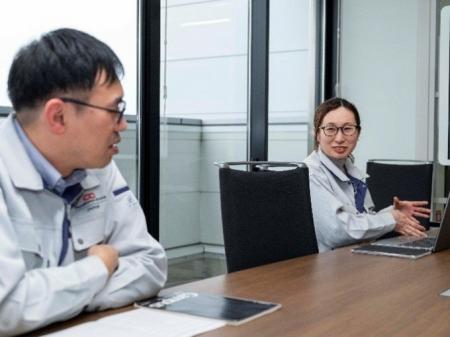 少人数体制で全国拠点を支える情シス業務を支援。製造