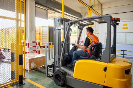 DHL Express、最大3,000kg対応の重量貨物向けの新ソリ DHL Express、最大3,000kg対応の重量貨物向けの新ソリ
