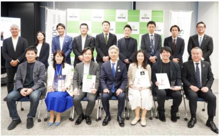 ~DXビジョン「Digital Fusion」累計1,000億円投資の ~DXビジョン「Digital Fusion」累計1,000億円投資の