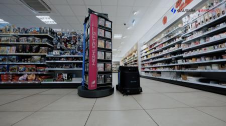 ドイツ ROSSMANN、GAUSIUM 自律清掃ロボット「Phantas