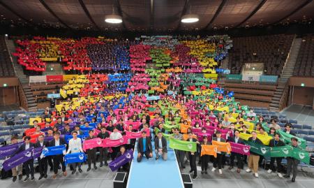 ハウスコム「第29期経営計画発表説明会」で次世代成長 ハウスコム「第29期経営計画発表説明会」で次世代成長
