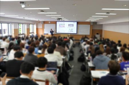 トレイダーズ証券:学習院大学にて金融経済教育に関す トレイダーズ証券:学習院大学にて金融経済教育に関す