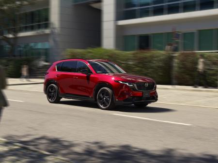 新型「MAZDA CX-5」の販売を開始 新型「MAZDA CX-5」の販売を開始