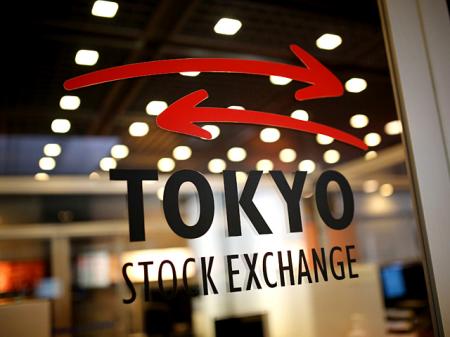 21日前場の日経平均株価は61945円34銭となり、前日...