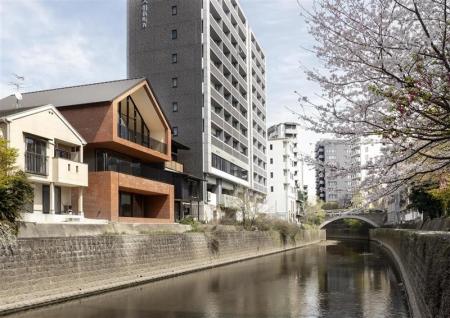 【熊本市・新町】テナントビル：Echoes新町が 国際的