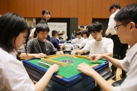 河合塾グループ、「頭脳スポーツ」としての麻雀に取り 河合塾グループ、「頭脳スポーツ」としての麻雀に取り