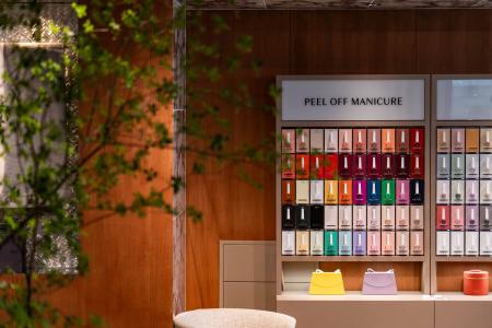 プロ商材を「売る」から「体験してもらう」へ。HISTOR プロ商材を「売る」から「体験してもらう」へ。HISTOR