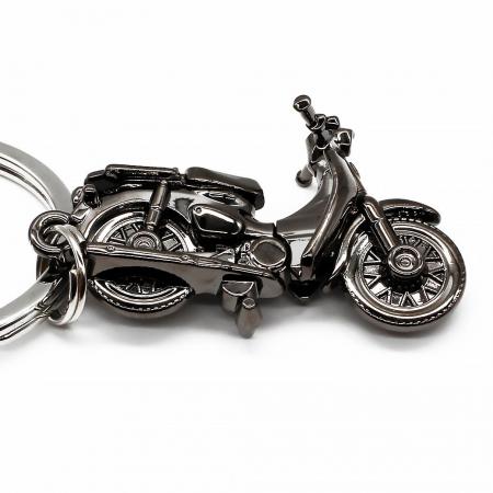 立体チャームでバイクを再現！「スーパーカブ キーチ
