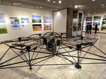 ペイロード300kgの産業用大型ドローンの実機をJapan D