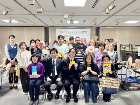 【コンフォートイン福岡天神】手作りアクリルたわしを 【コンフォートイン福岡天神】手作りアクリルたわしを