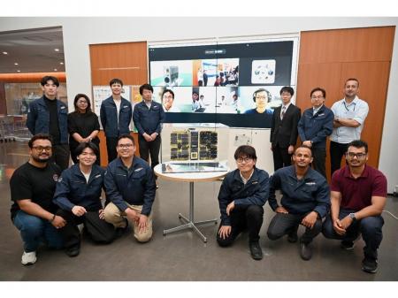 九州工業大学で超小型衛星「VERTECS」お披露目会を開