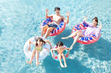 移動なしで夏レジャーが完結。プール付き温泉宿を全国 移動なしで夏レジャーが完結。プール付き温泉宿を全国