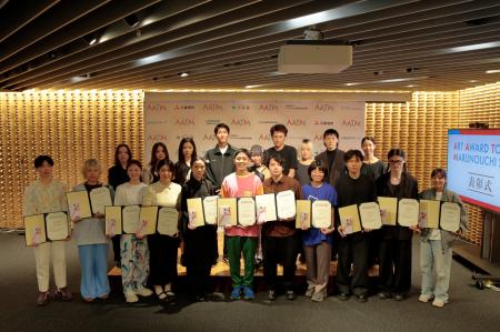 ～全国の美大・芸大卒展から厳選された20作品が丸の内