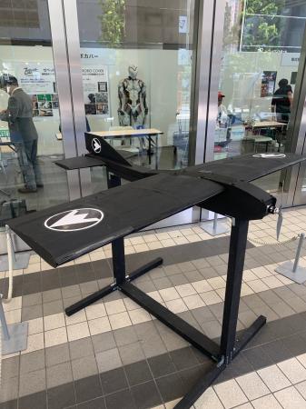 JISDA、低コスト固定翼ドローン「Shiraha」を展示 JISDA、低コスト固定翼ドローン「Shiraha」を展示