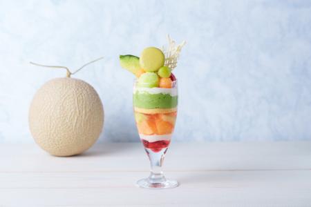 甘くて、ひんやりして、愛おしい― 。夏パフェシリーズ