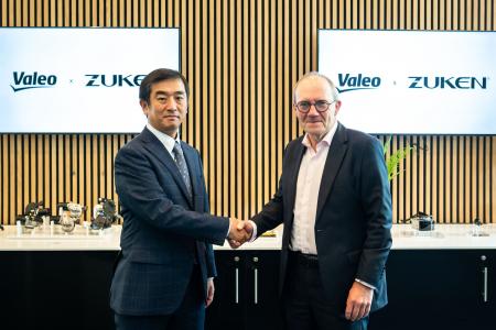 ヴァレオと図研、自動車用電子機器設計の新たな形を共
