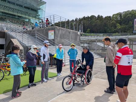 パーキンソン病の方々が「もう一度、自転車に乗る」体