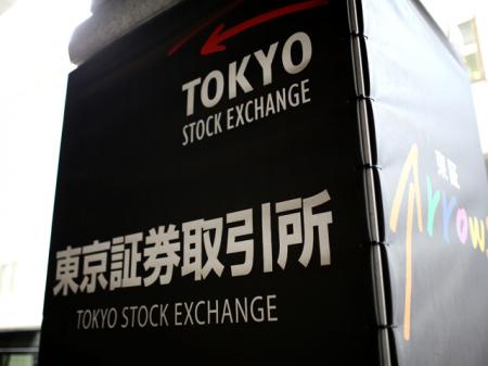 米ハイテク株高を背景に、29日の東京市場では半導...