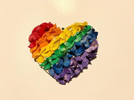 6月のPride Monthにあわせた館内企画を実施