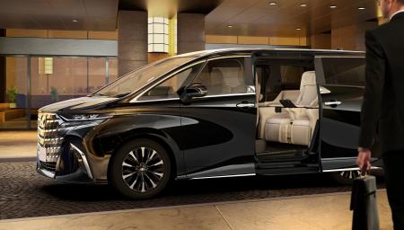 トヨタ車体特別架装車アルファード Spacious Lounge（