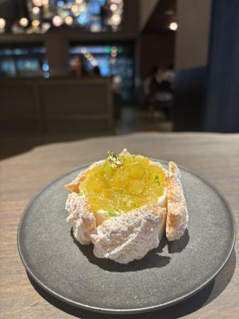 【伝統と初夏のみずみずしさ】立川の老舗パティutf-8