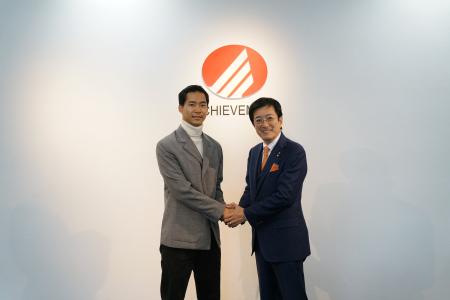 アチーブメント株式会社はWEC/F1に挑むレーシングドラ