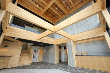 岡山県産材を用いた岡崎機械の本社事務所・工場が竣工