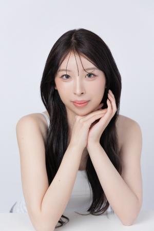 美容系インフルエンサー「渡邉菜ノ葉」がUUに所属決定