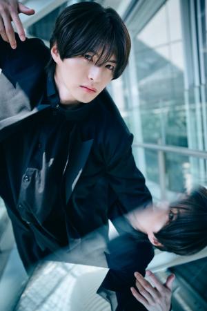 小南光司、デビュー10周年イヤーを記念した2nd写真集