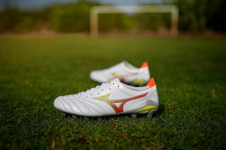 フットボールシューズ「MORELIA NEO V JAPAN」「MORE フットボールシューズ「MORELIA NEO V JAPAN」「MORE