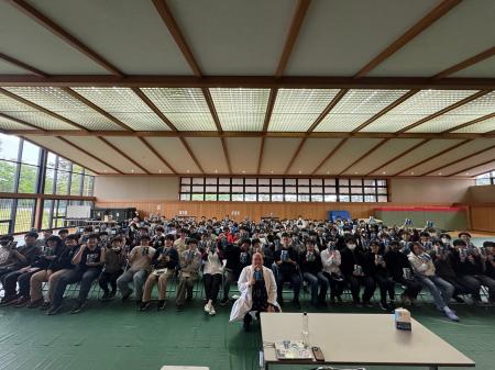 遠藤貴則が日本工学院北海道専門学校にて「ザ・ニュー 遠藤貴則が日本工学院北海道専門学校にて「ザ・ニュー