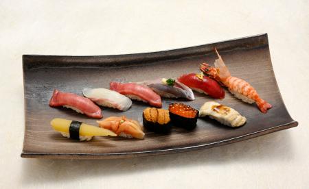 創業103年の玉寿司が手掛ける本格寿司酒場名古屋初上