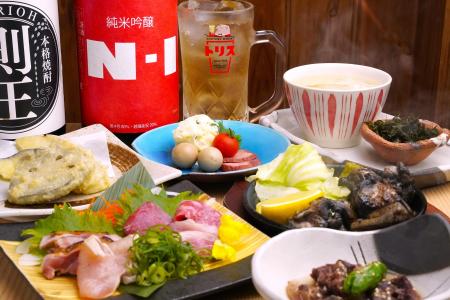 仕事帰りに、自分へのご褒美を。純国産馬刺しと朝引き 仕事帰りに、自分へのご褒美を。純国産馬刺しと朝引き