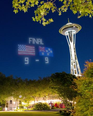ワールドカップ2026(TM)をシアトルで楽しむ!空に浮か ワールドカップ2026(TM)をシアトルで楽しむ!空に浮か