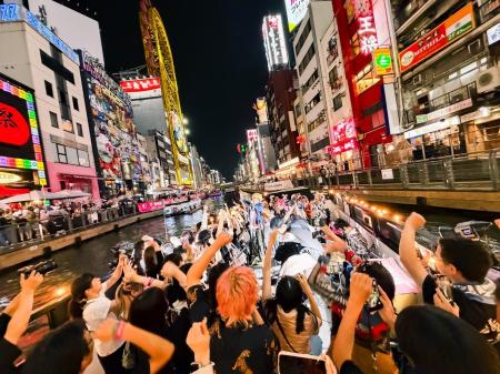 バイハン、道頓堀川で船上ライブとMV撮影大阪ファン熱 バイハン、道頓堀川で船上ライブとMV撮影大阪ファン熱