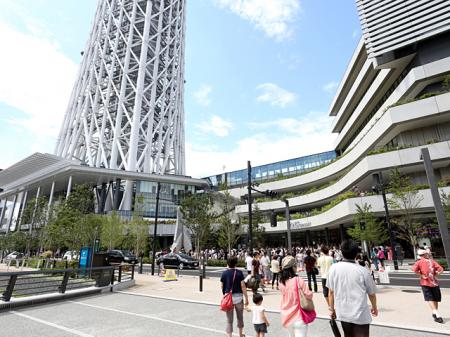 全国的に晴天予報となった週末、外出需要への期待...