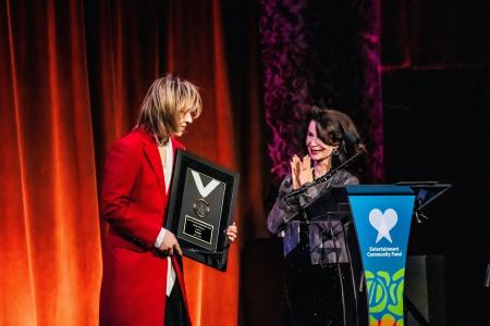 YOSHIKI、日本人アーティストとして初 長年の慈善活 YOSHIKI、日本人アーティストとして初 長年の慈善活