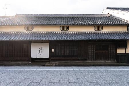 飛鳥の記憶を一皿へ。食・芸術・音楽が交差する文化サ 飛鳥の記憶を一皿へ。食・芸術・音楽が交差する文化サ