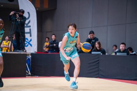 新宿の女子プロ3x3「新宿givers」、フィリピン・セブ 新宿の女子プロ3x3「新宿givers」、フィリピン・セブ