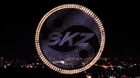 ドローンショーの次は「空飛ぶ花火」 ドローンショーの次は「空飛ぶ花火」