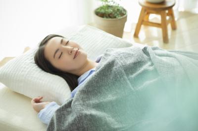 ひんやり寝具で夏支度を万全に!人気の「掛け布団」「 ひんやり寝具で夏支度を万全に!人気の「掛け布団」「