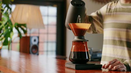 “豆に合わせて、色を選ぶ”という楽しみ方。HARIO『V60 “豆に合わせて、色を選ぶ”という楽しみ方。HARIO『V60