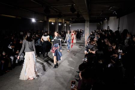 東京都若手デザイナー「パリ・ファッションショー」挑
