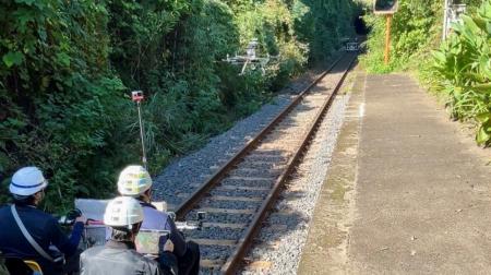 線路内環境に対応した自律飛行ドローン技術の開発につ