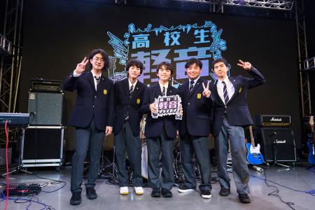 高校生軽音楽部バンド「ペタ」1stシングル「浅緋(あさ 高校生軽音楽部バンド「ペタ」1stシングル「浅緋(あさ