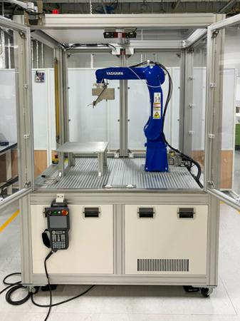 自動車製造現場の品質保証と省人化を支援　I-PEXutf-8