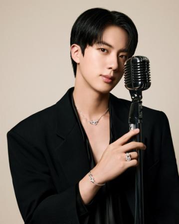 【 フレッド 】BTS JINとフォース10が響き合うストー 【 フレッド 】BTS JINとフォース10が響き合うストー