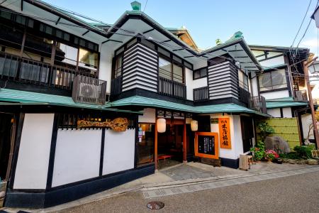 旅行メディア「旅色」で「登録有形文化財の宿 木屋旅 旅行メディア「旅色」で「登録有形文化財の宿 木屋旅
