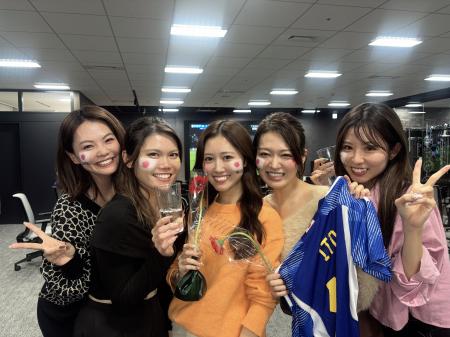 朝5時、お台場オフィスはスタジアムになる！？Roadグ